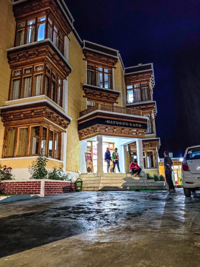 Hotel Nature'S Land เลห์ ภายนอก รูปภาพ