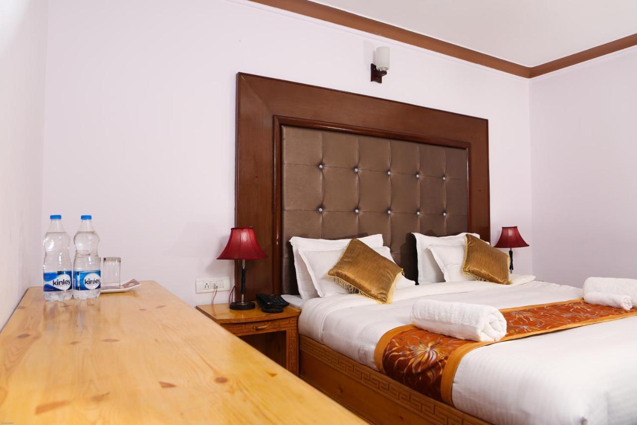 Hotel Nature'S Land เลห์ ภายนอก รูปภาพ