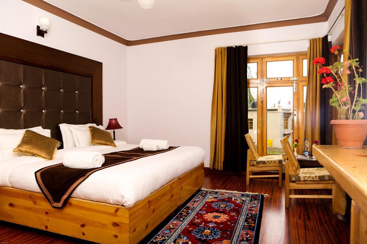 Hotel Nature'S Land เลห์ ภายนอก รูปภาพ